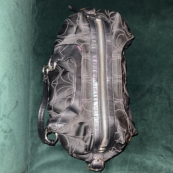 COACH Signature Black Hobo Bag - Picture 4 of 6